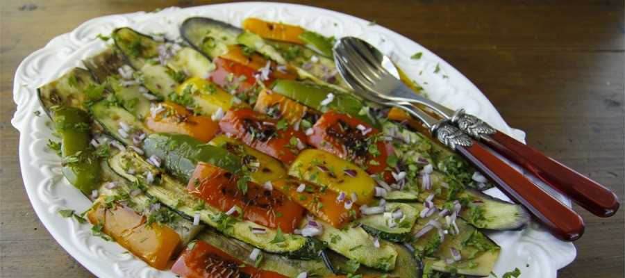 Medley of grilled vegetables with thyme